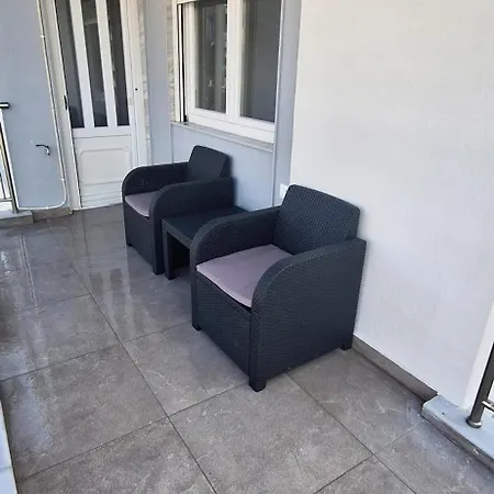 Dimis Apartman Néa Plája